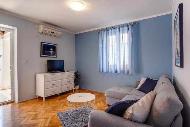 Apartmaji Branka 3 - Mali Lošinj, Hrvaška