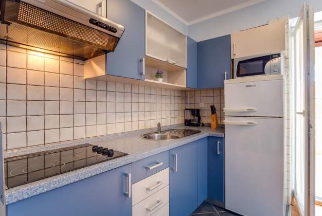 Apartment Branka 3 - Relax by the sea in Mali Lošinj
