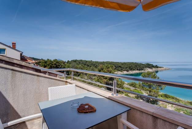 Apartment Branka 4 - sea view for two people, Mali Lošinj