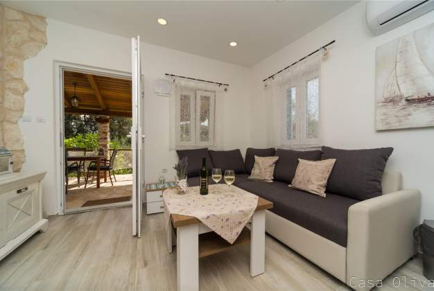 Apartmaji Casa Oliva 2 - Sv Jakov, Hrvaška