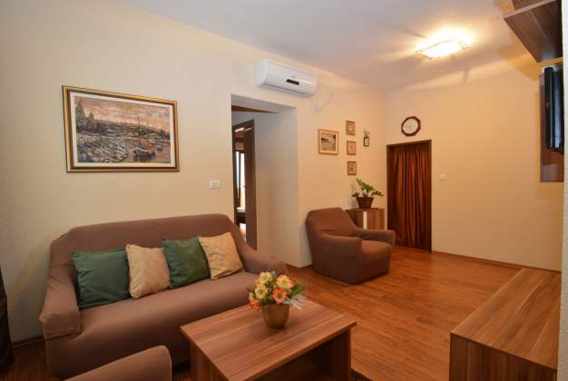 Apartmaji Christian 1 -Mali Lošinj, Hrvaška