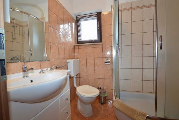 Ferienwohnungen Christian 1, Geräumig & strandnah, Mali Losinj