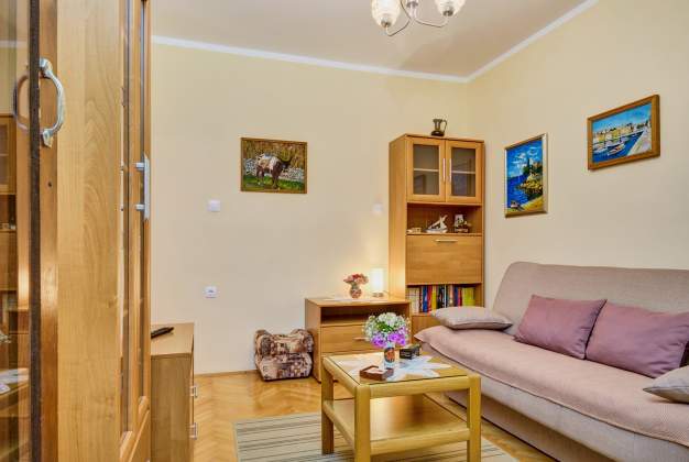 Apartment Cilka 1, Accommodation for 2 people, close to the beach, Mali Losinj
