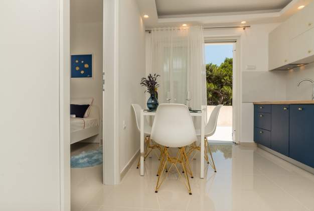  Apartma Gold Shell - sodobno stanovanje za 4 osebe, Mali Lošinj.