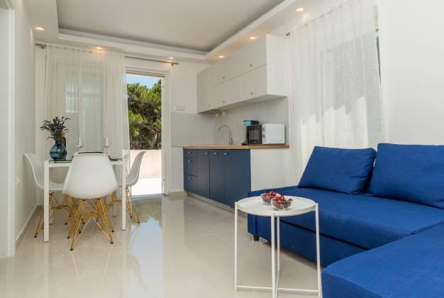  Apartma Gold Shell - sodobno stanovanje za 4 osebe, Mali Lošinj.