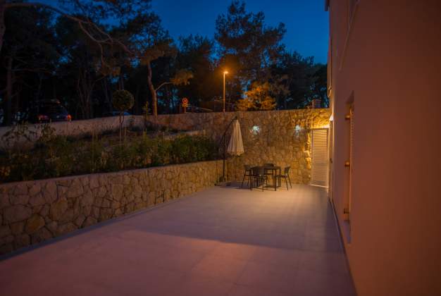 Apartment Blue Wave modern apartment near Čikat, Mali Lošinj