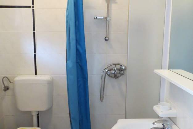 Apartman  Davorka 2, za dvije osobe blizu mora na Poljani - Mali Lošinj, Hrvatska