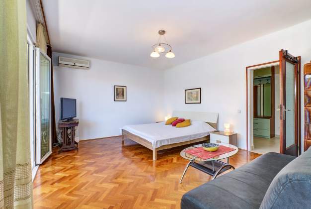Apartment Deja 2 - ideal for 2 people near Čikat - Mali Lošinj, Croatia
