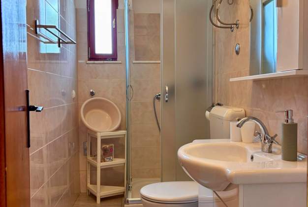 Apartment Doris 1 near the beach, perfect for 5 guests, Mali Losinj – 16