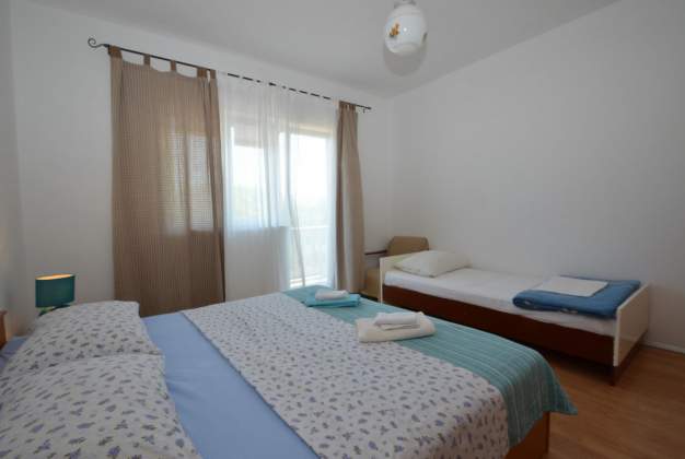 Apartment Doris 1 near the beach, perfect for 5 guests, Mali Losinj
