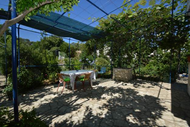 Apartment Doris 1 near the beach, perfect for 5 guests, Mali Losinj