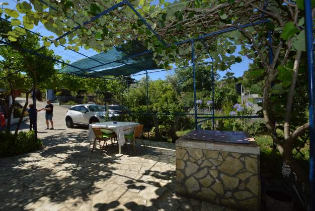 Apartment Doris 1 near the beach, perfect for 5 guests, Mali Losinj