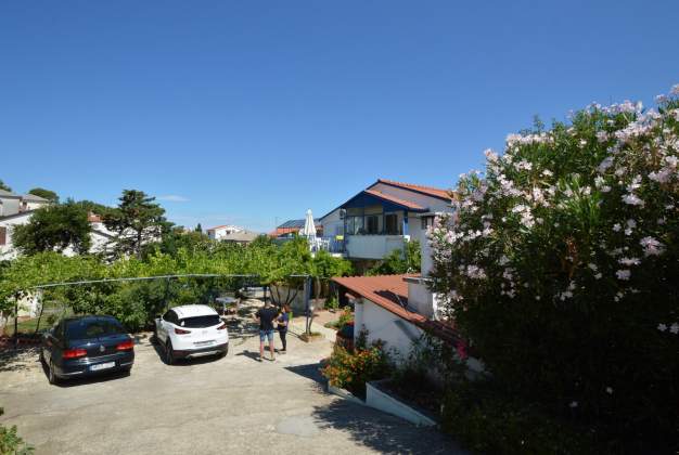 Apartment Doris 1 near the beach, perfect for 5 guests, Mali Losinj