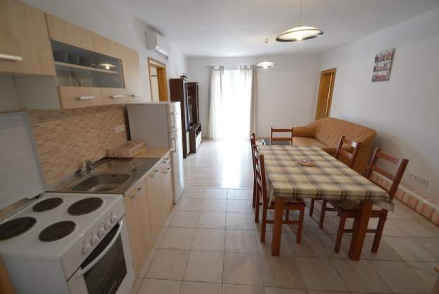 Apartment Duje 1 - comfort near the beach in Artatore, Mali Lošinj