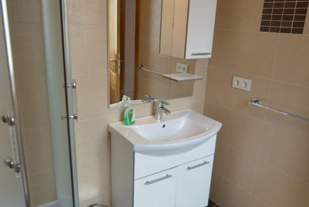 Apartment Duje 1 - comfort near the beach in Artatore, Mali Lošinj