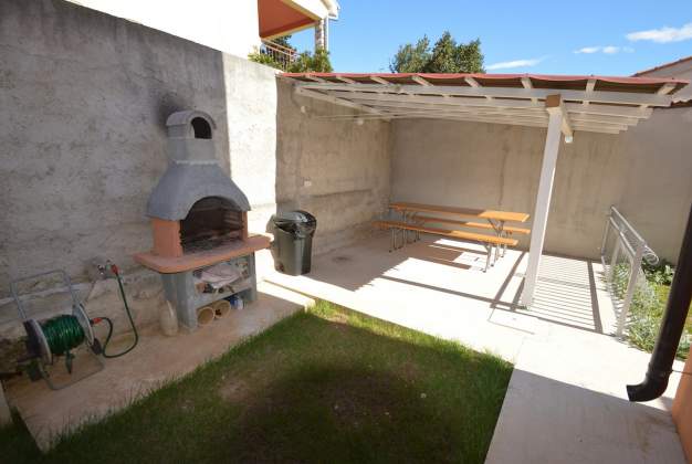 Apartment Duje 4 - Perfect for 2 people, close to the beach, Mali Lošinj