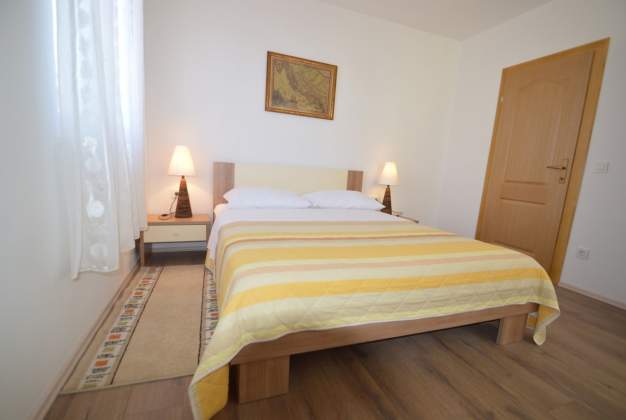 Apartment Duje 4 - Perfect for 2 people, close to the beach, Mali Lošinj