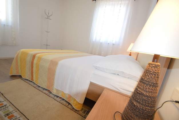 Apartment Duje 4 - Perfect for 2 people, close to the beach, Mali Lošinj