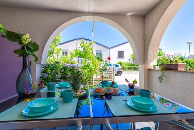 Apartment Elena 3 elegant accommodation for 4 people in Mali Lošinj