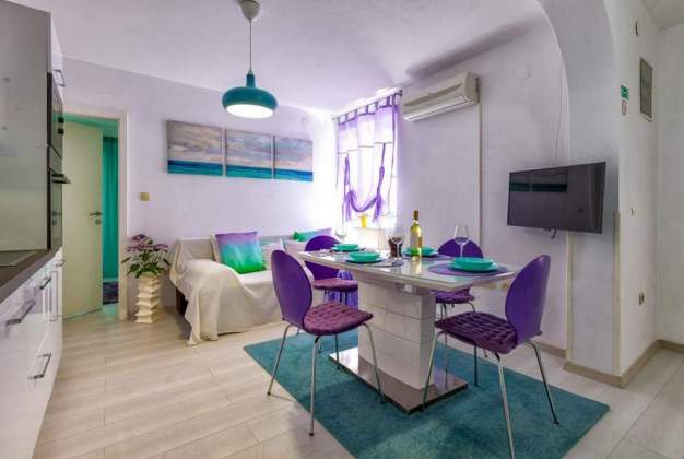 Apartment Elena 3 elegant accommodation for 4 people in Mali Lošinj